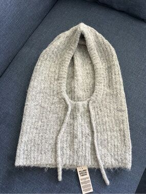 Cozy Knit Hooded Balaclava - Light Gray